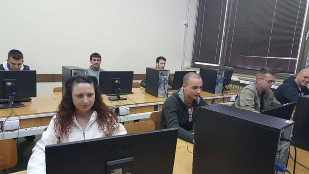 Преквалификације у ИТ сектору: Сто најбољих иде по знање